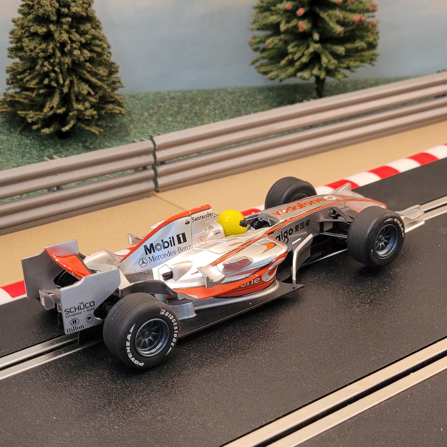 Scalextric 1:32 Car - C2865 F1 Vodafone MP4-21 Lewis Hamilton #22 #MCV