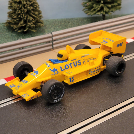 Coche Scalextric 1:32 - C434 Amarillo F1 Lotus Camel Elf - Ayrton Senna #12 #K
