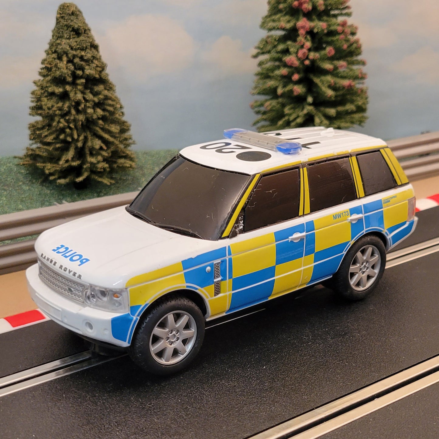 Coche Scalextric 1:32 - C2808 Police Range Rover LUCES INTERMITENTES Y SIRENA DPR #WL