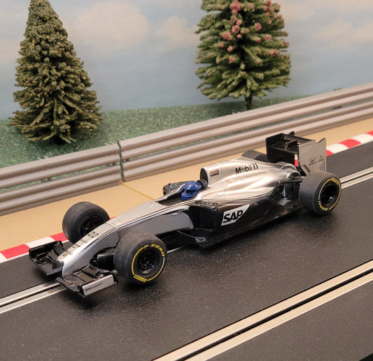 Scalextric 1:32 Car - C1346 F1 SAP Jenson Button #22 #J