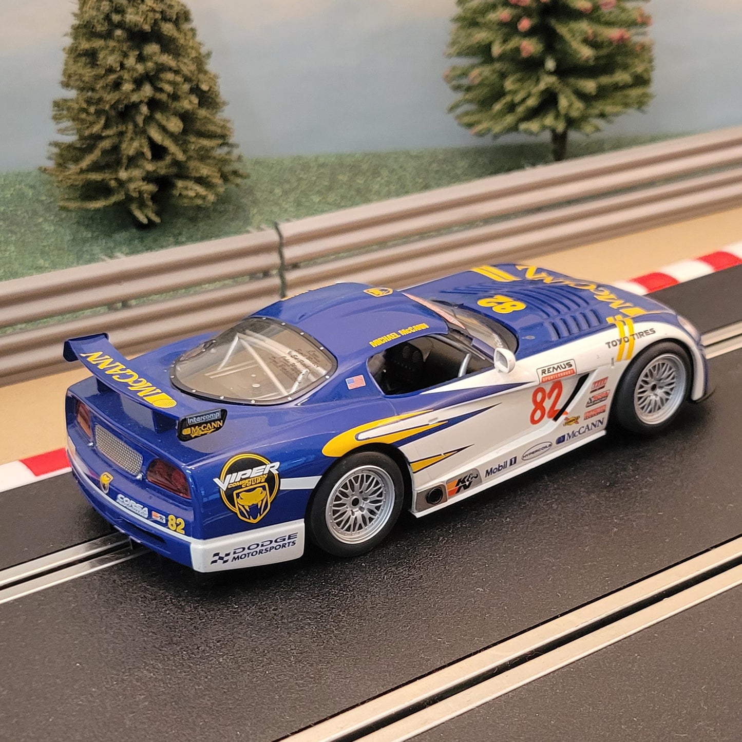 Scalextric 1:32 Car - Blue & White Dodge Viper McCann *LIGHTS* #82