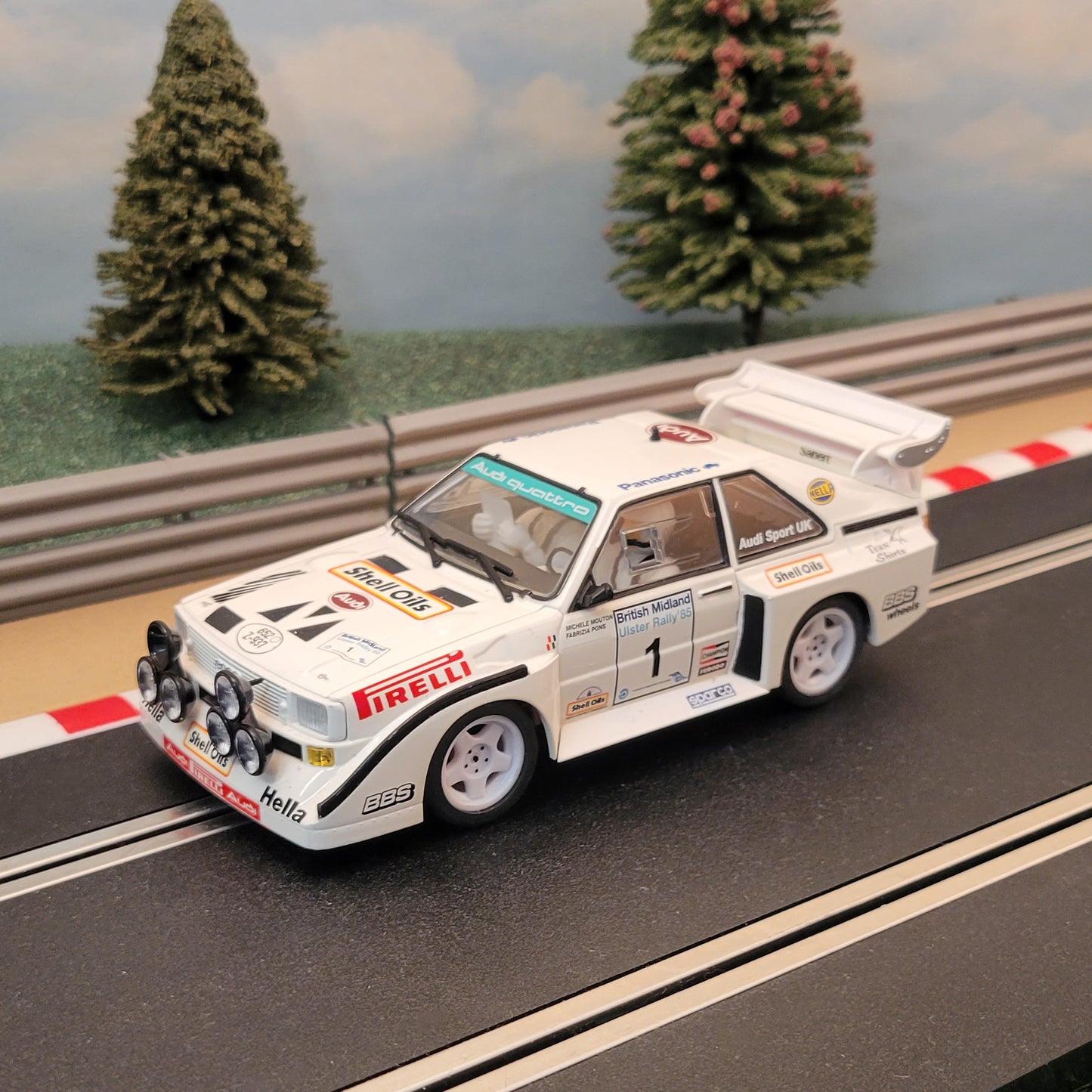 Scalextric 1:32 Car - C3487 Audi Sport Quattro #1 Ulster Rally Mouton *LIGHTS*