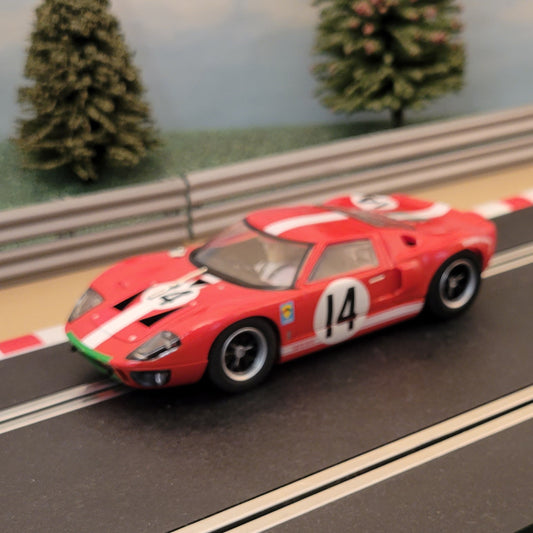 Scalextric 1:32 Car - C3630 Red Ford GT40 1966 Le Mans *LIGHTS* #14