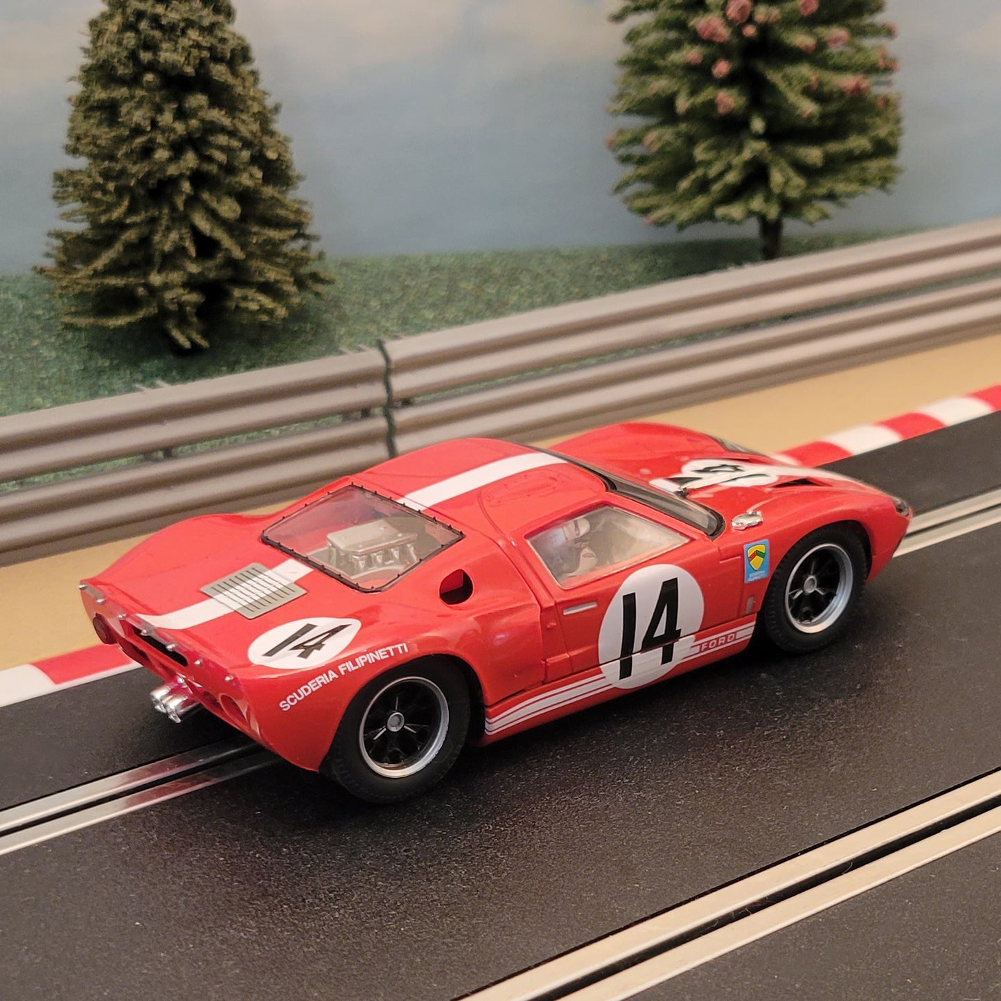 Scalextric 1:32 Car - C3630 Red Ford GT40 1966 Le Mans *LIGHTS* #14