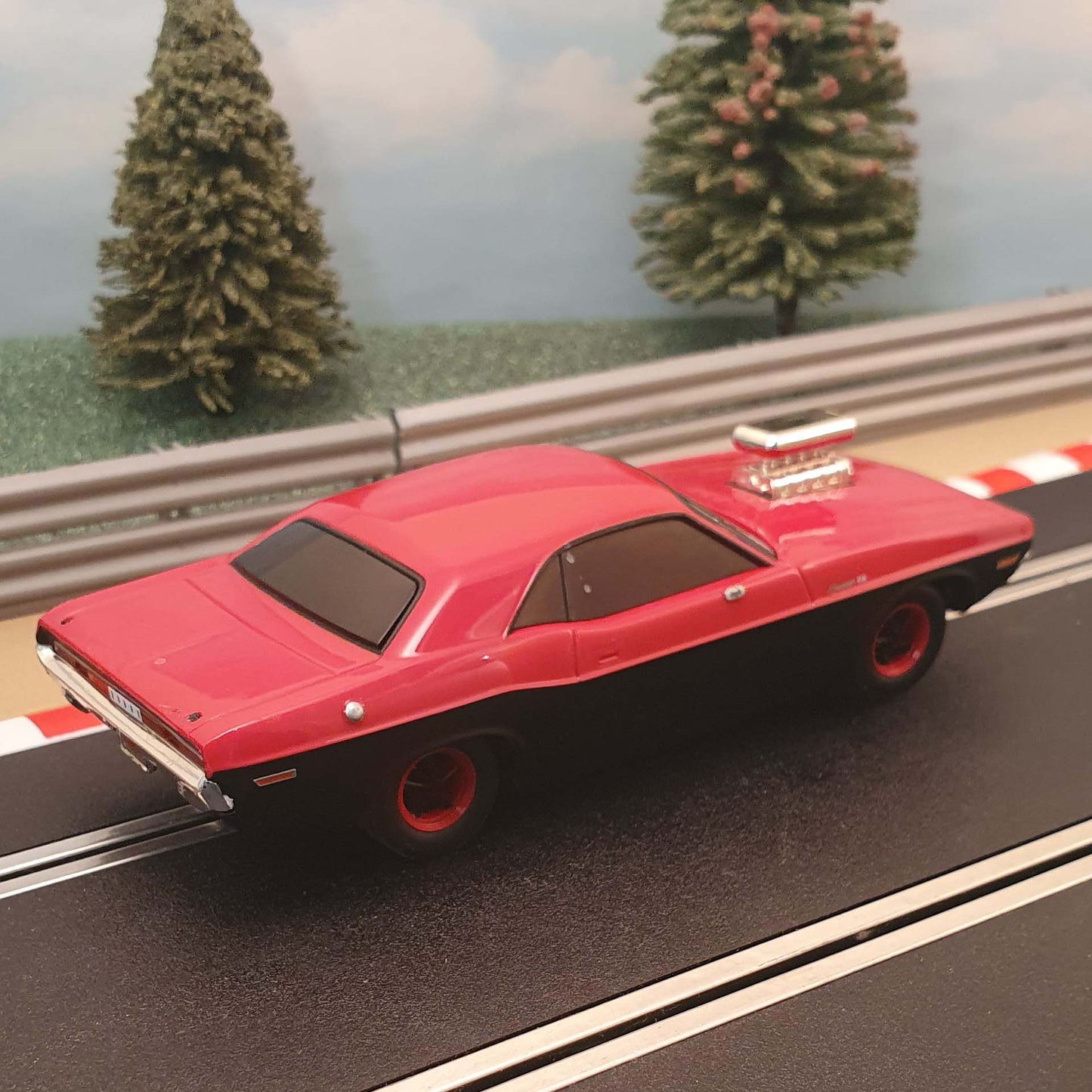 Scalextric 1:32 Car - Red & Black Dodge Challenger *LIGHTS* #MS