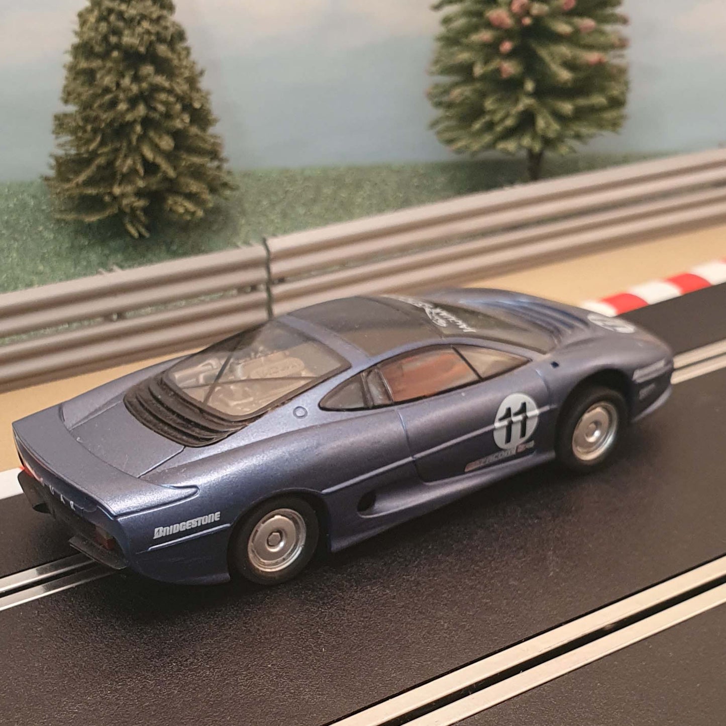 Scalextric 1:32 Car - C290 Blue Jaguar XJ220C #11 *LIGHTS* #Q