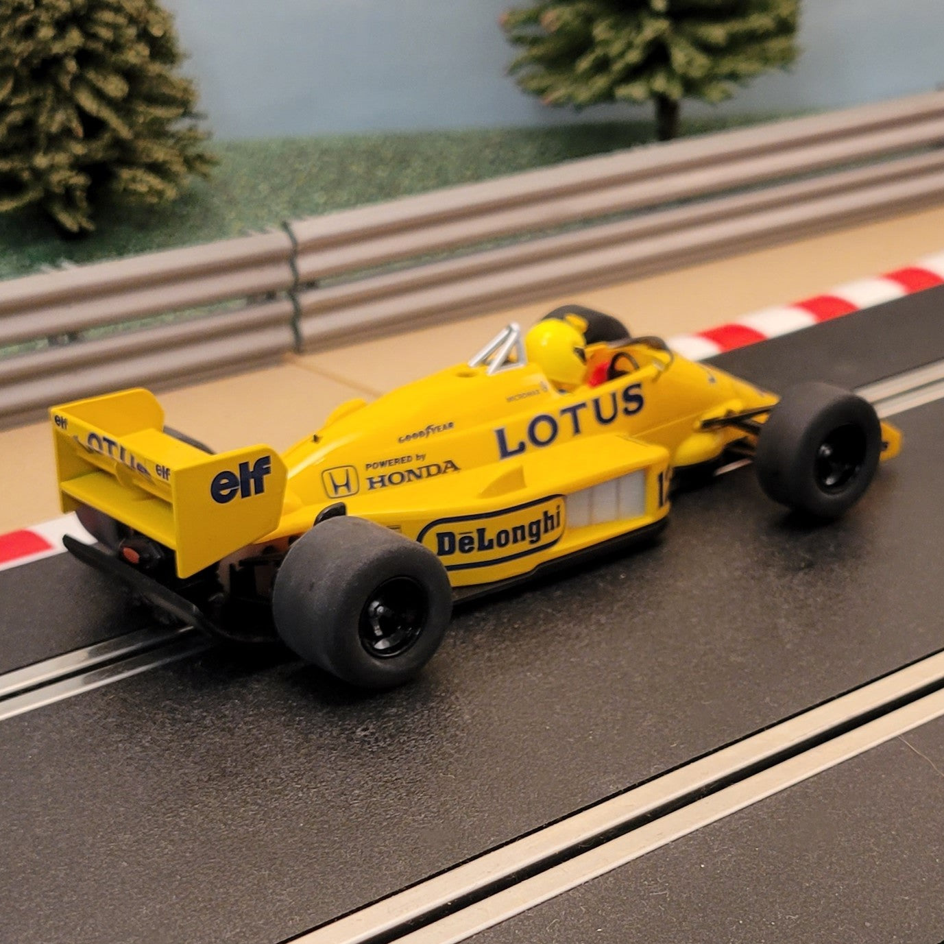 Scalextric 1:32 Car - C4251 Yellow Lotus 99T Monaco GP 1987 F1 Senna #12 #E
