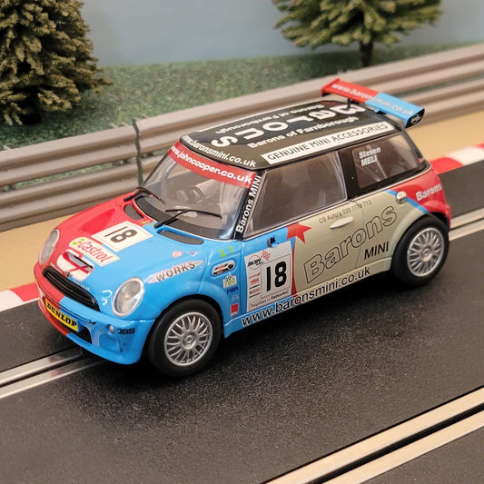 Scalextric 1:32 Digital Car - C2733D BMW Mini Cooper Barons #18 *LIGHTS* #J