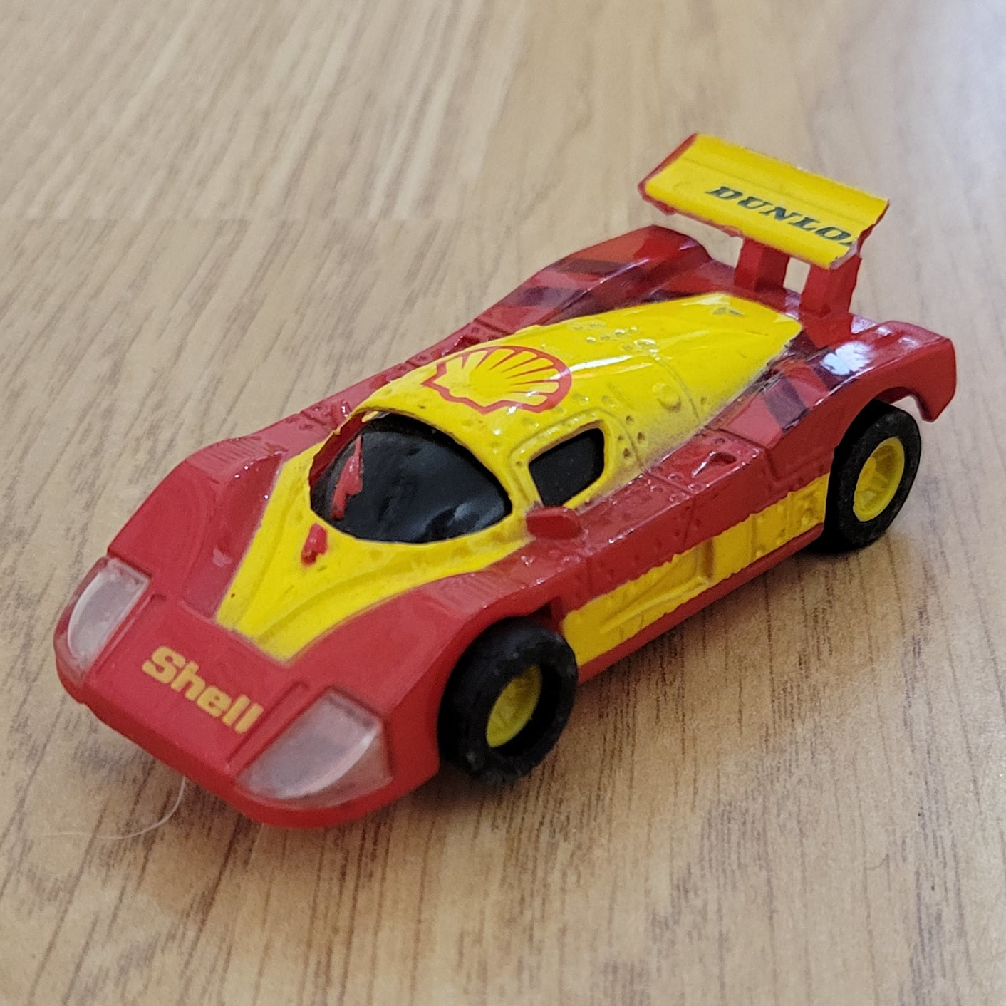 Micro Scalextric MR1 Marchon 1:64 Slot Cars - Porsche Le Mans Shell