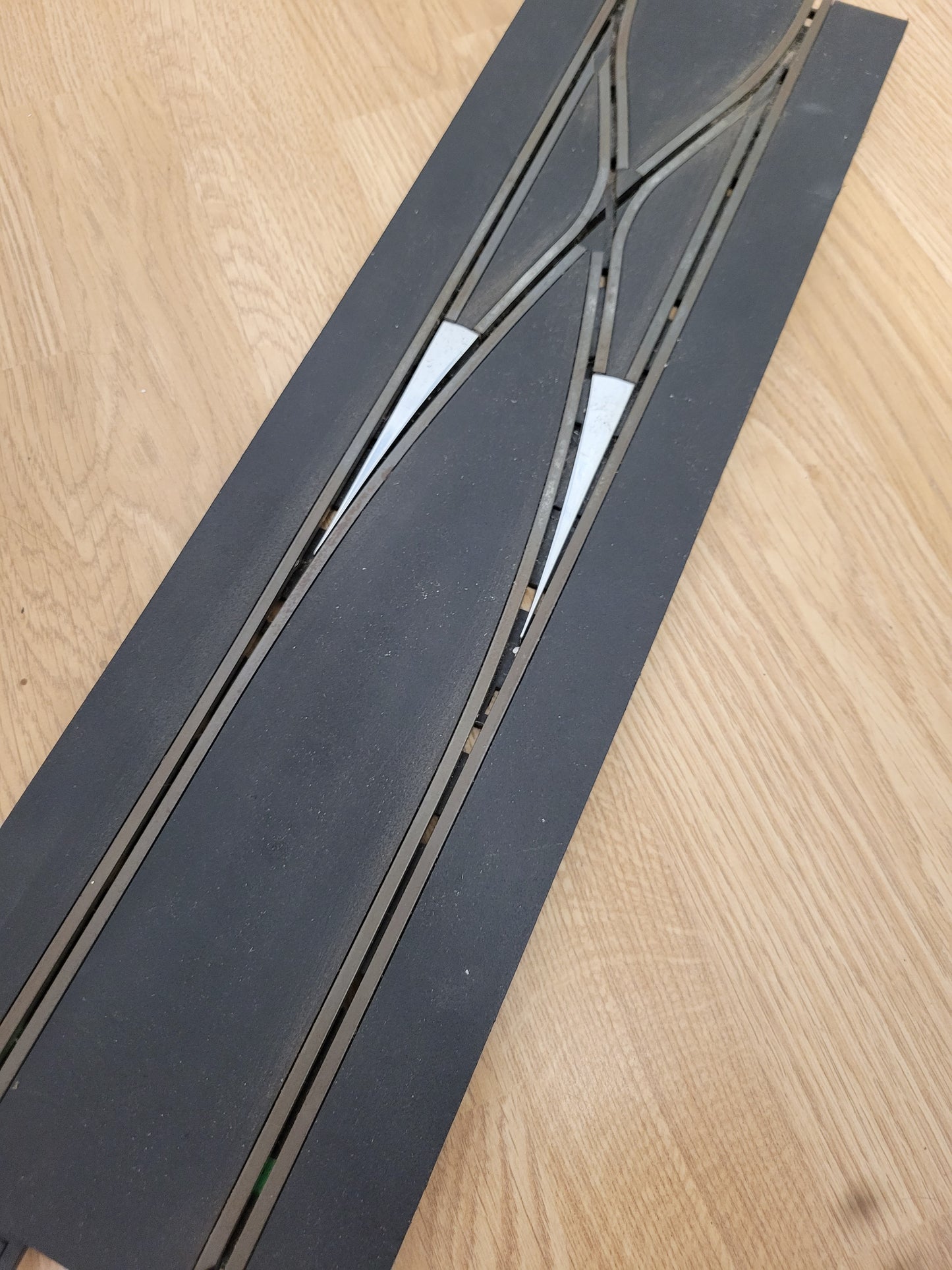 Scalextric Sport 1:32 Track - C7036 Digital Lane Changing Straight #Z