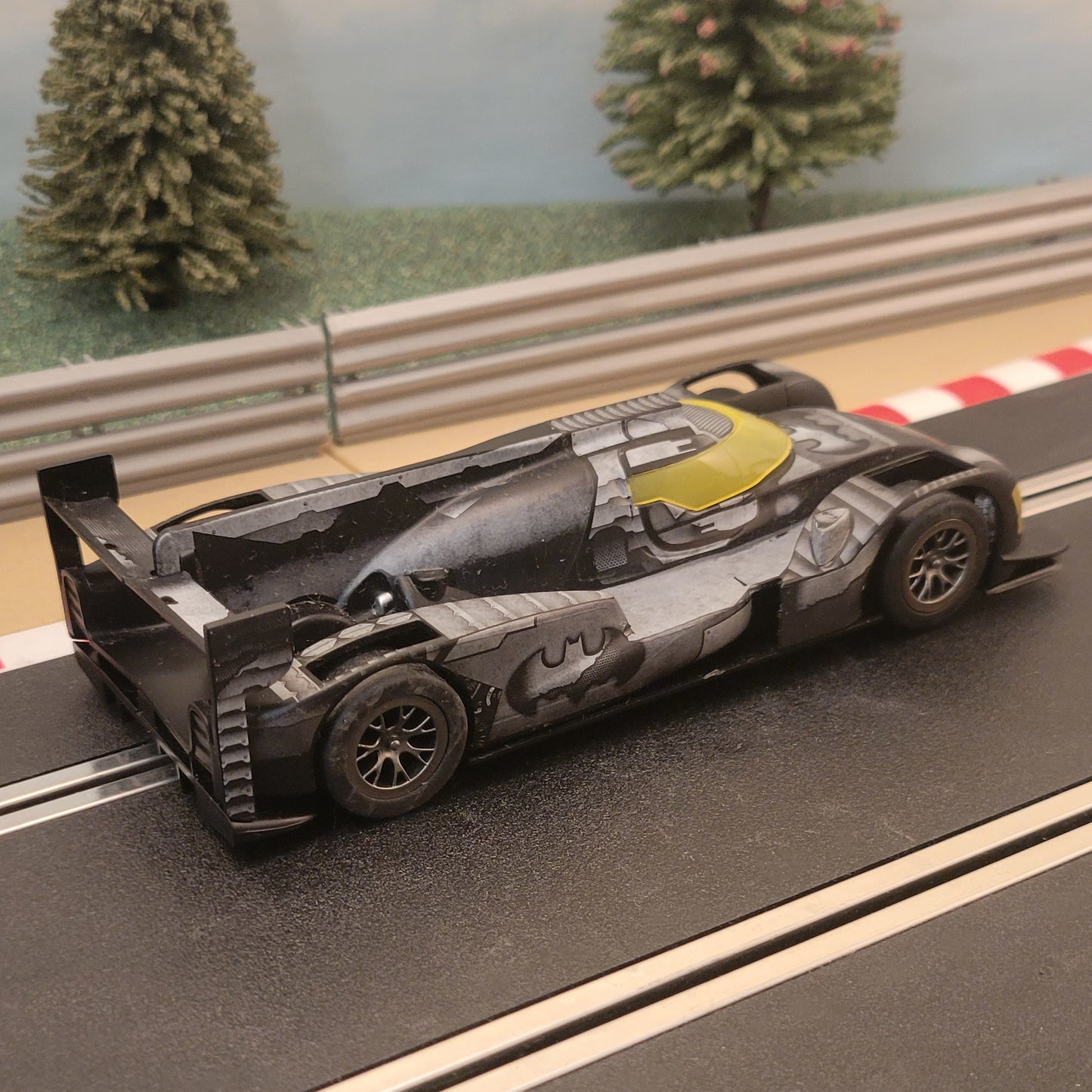 Coche Scalextric 1:32 - C4140 Batman Batimóvil *LUCES*