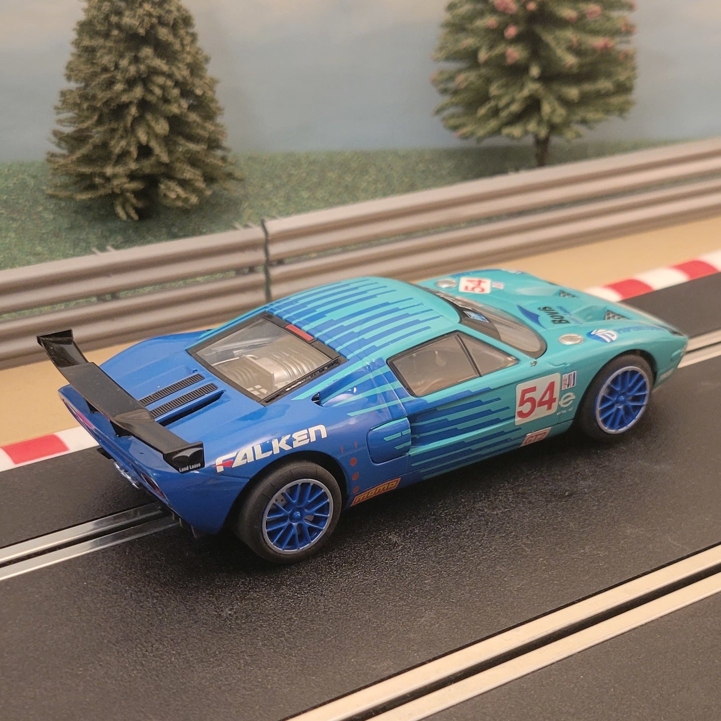 Coche Scalextric 1:32 - C3136 Ford GT40 Azul Black Swan Racing *LUCES* #54 #M