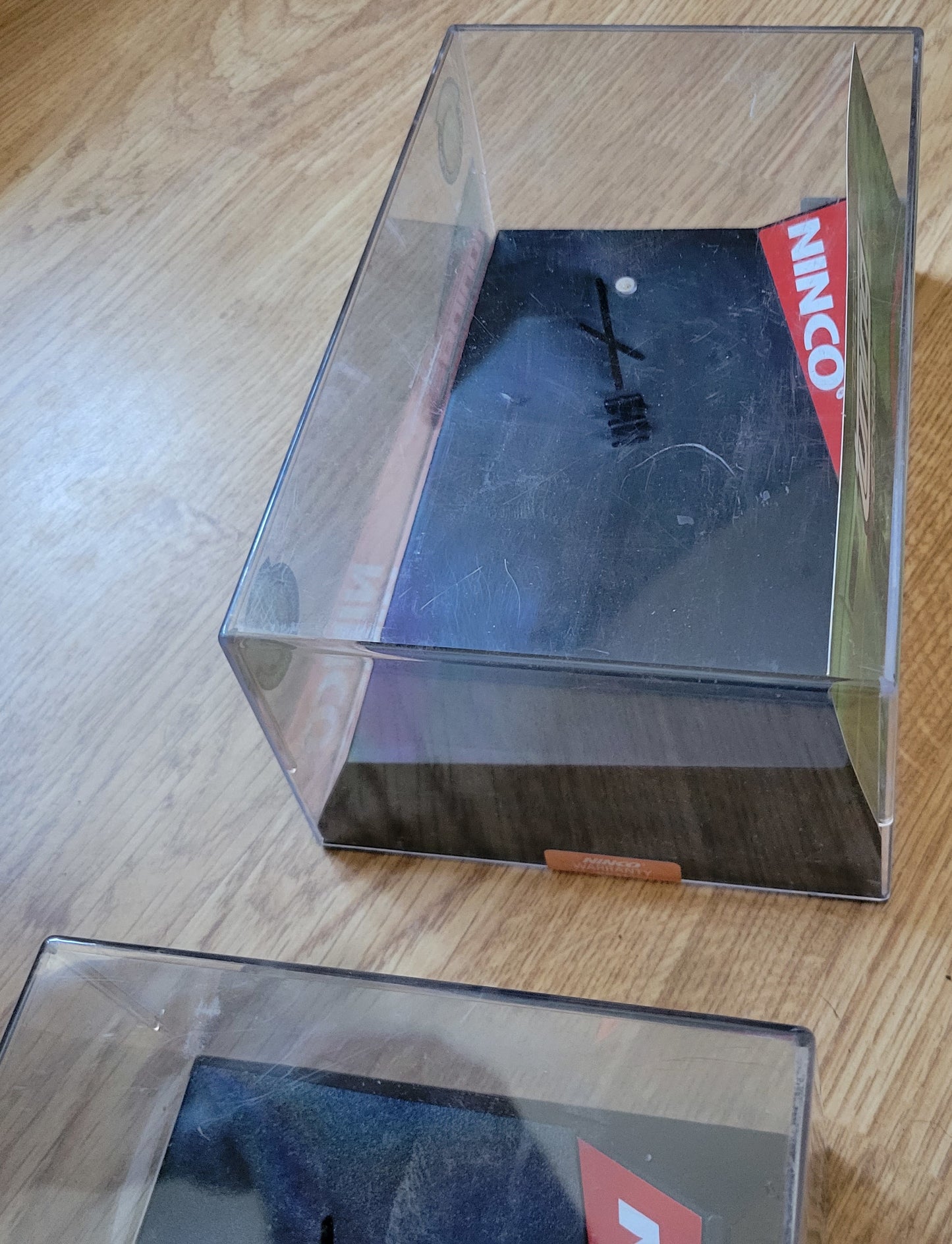 NINCO 1:32 Slot Car Crystal Display Cases x 2