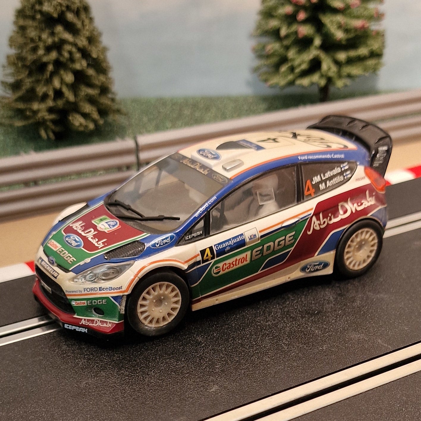 Scalextric 1:32 Car - C3300 Ford Fiesta WRC Latvala #4 *LIGHTS* #D