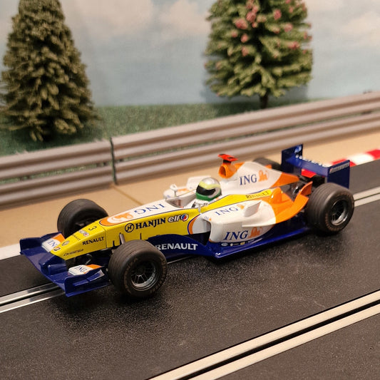 Coche Digital Scalextric 1:32 - C2780D Equipo Renault F1 #3 #E