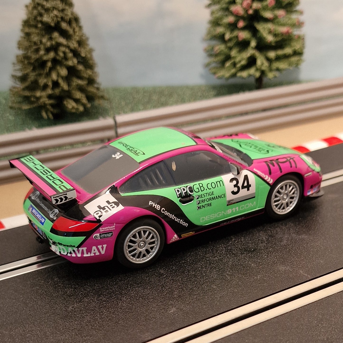 Scalextric 1:32 Car - C3277 Porsche 997 Gilham #34