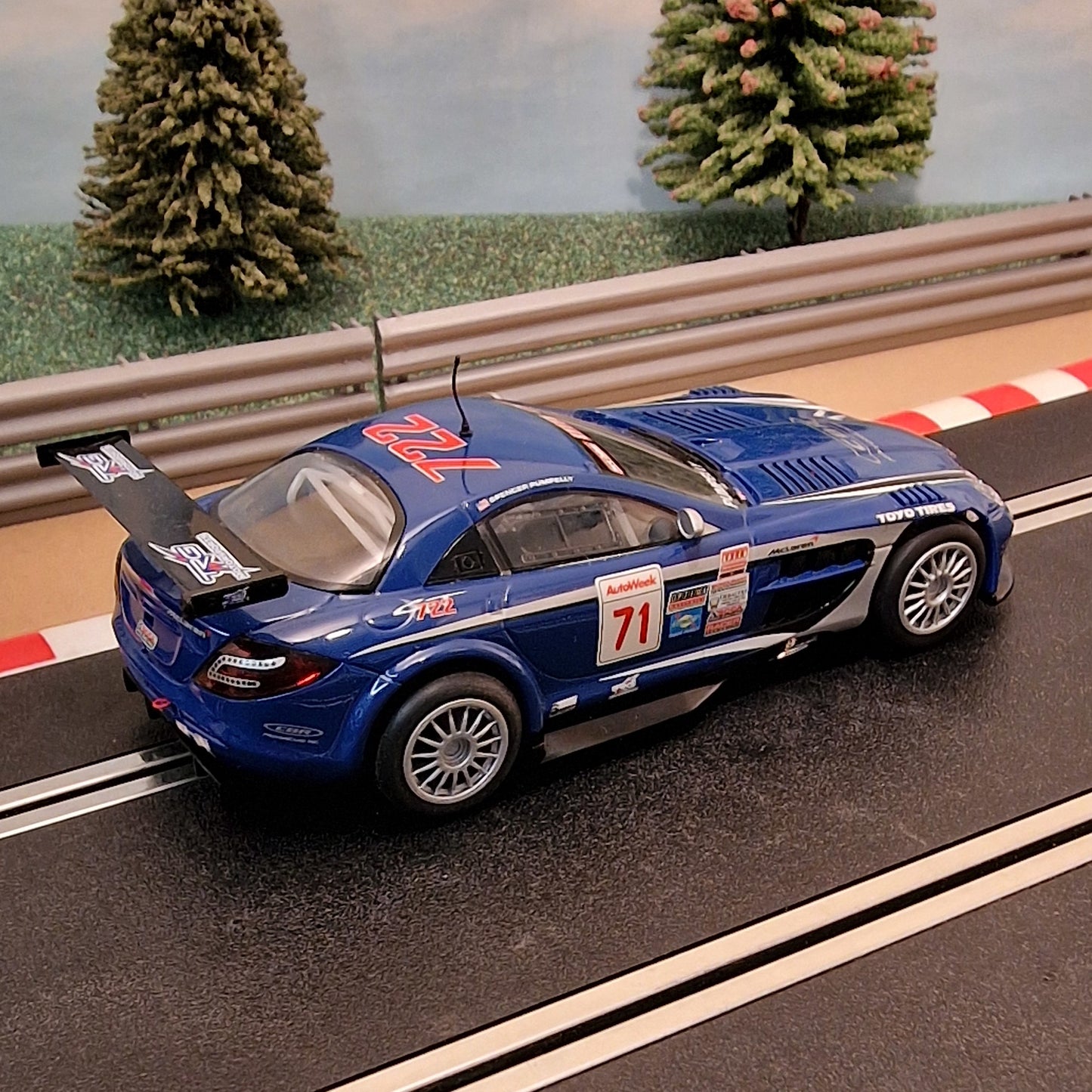 Scalextric 1:32 Car - C3191 Blue Mercedes SLR McLaren 722 GT #71 *LIGHTS*