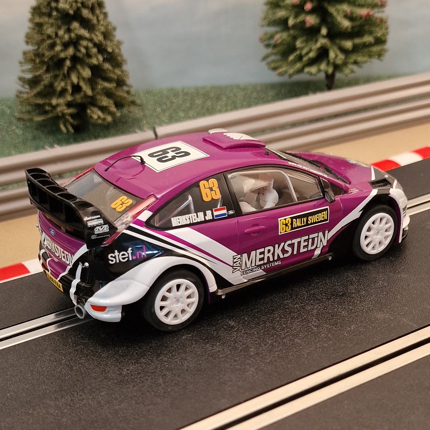 Scalextric C3203 Ford Focus RS WRC Merksteijn #63 4WD *LIGHTS*