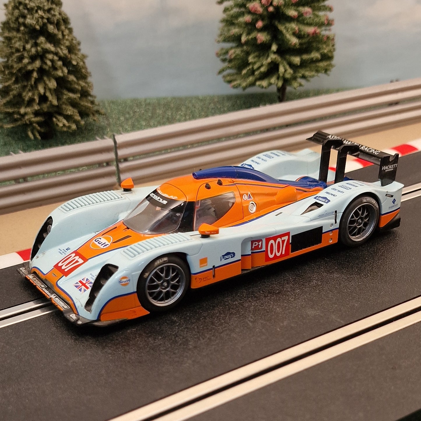 Scalextric 1:32 Car - C3188 Lola Aston Martin LMP1 #007 *LIGHTS* #Q