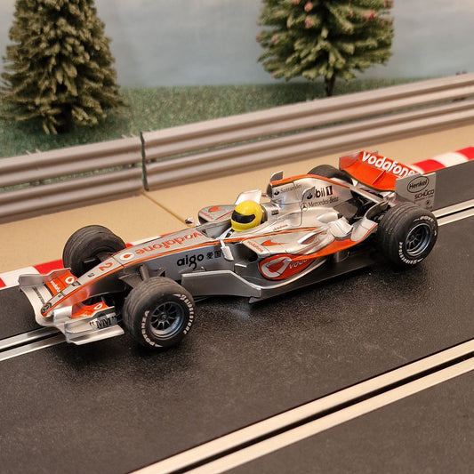 Scalextric 1:32 Car - C2837 F1 Vodafone MP4-21 Lewis Hamilton #2 #Y