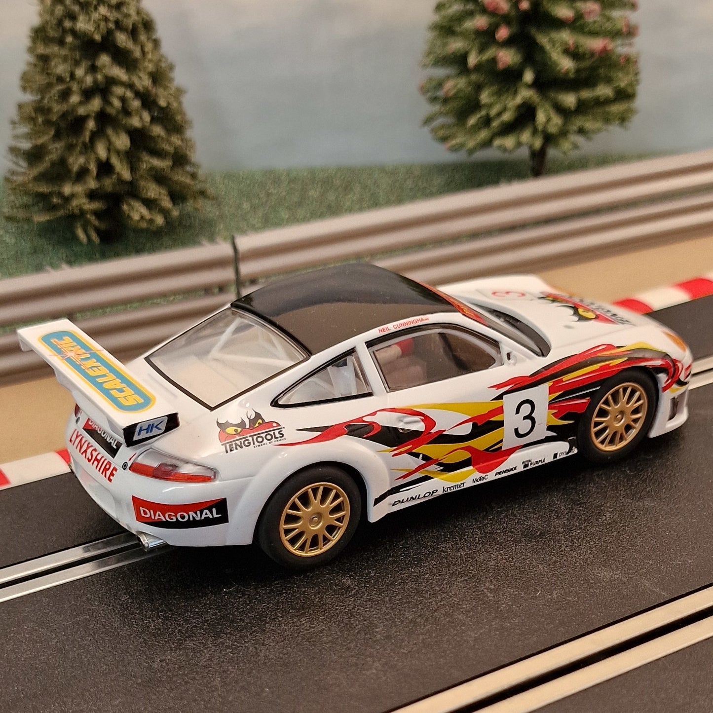 Scalextric 1:32 Car - C2268 White Porsche 911 GT3R #3 Teng Tools *LIGHTS* #MW