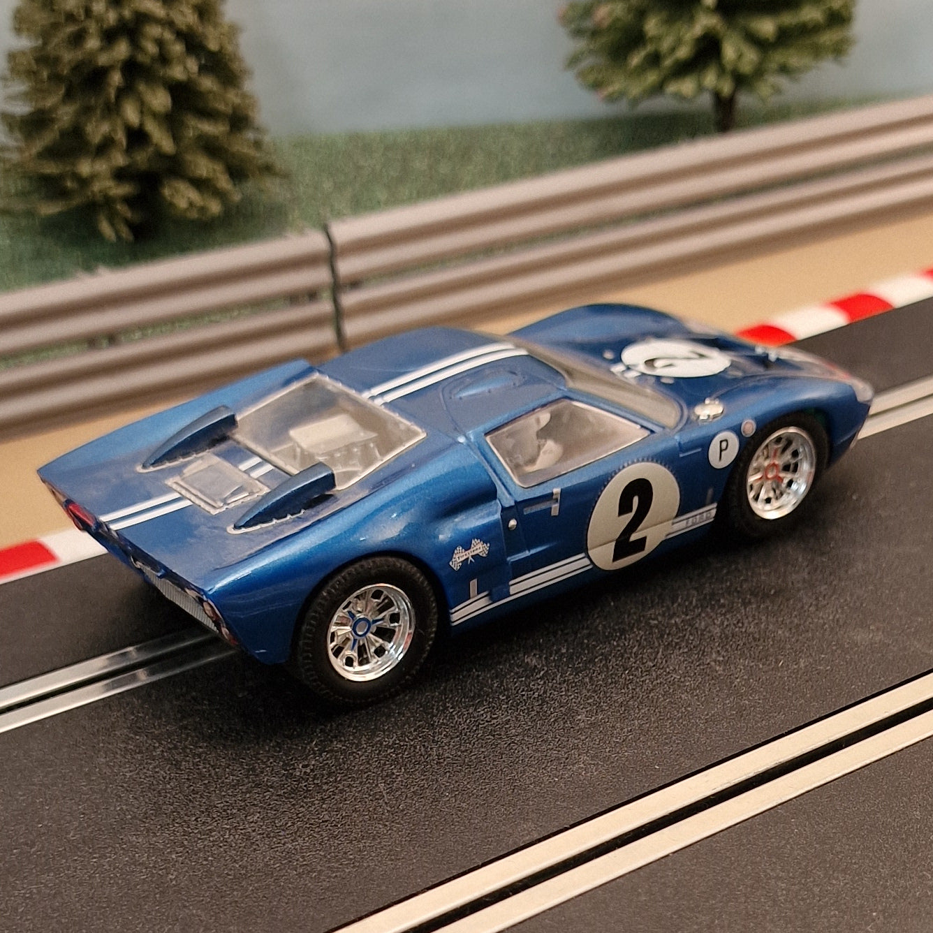 Scalextric 1:32 Car - C3066 Ford GT40 Mk2 1966 Blue #2 *LIGHTS*