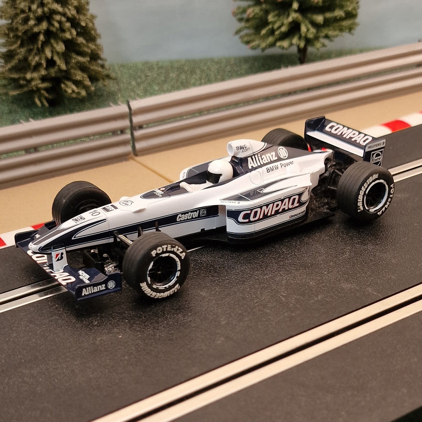 Coche Scalextric 1:32 - Fórmula Uno - Williams F1 BMW FW20 Compaq #10