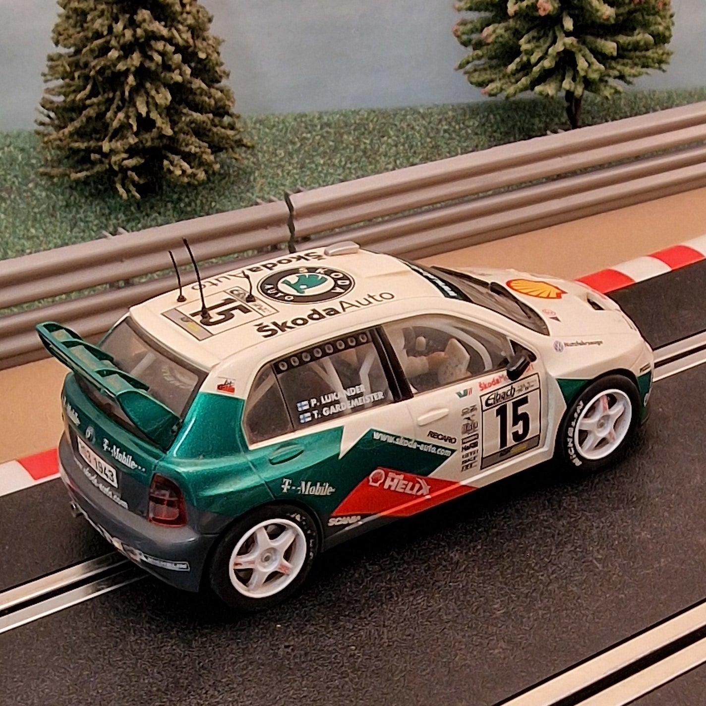 Scalextric 1:32 Car - C2486 Skoda Fabia 4WD WRC #15 *LIGHTS* #Q