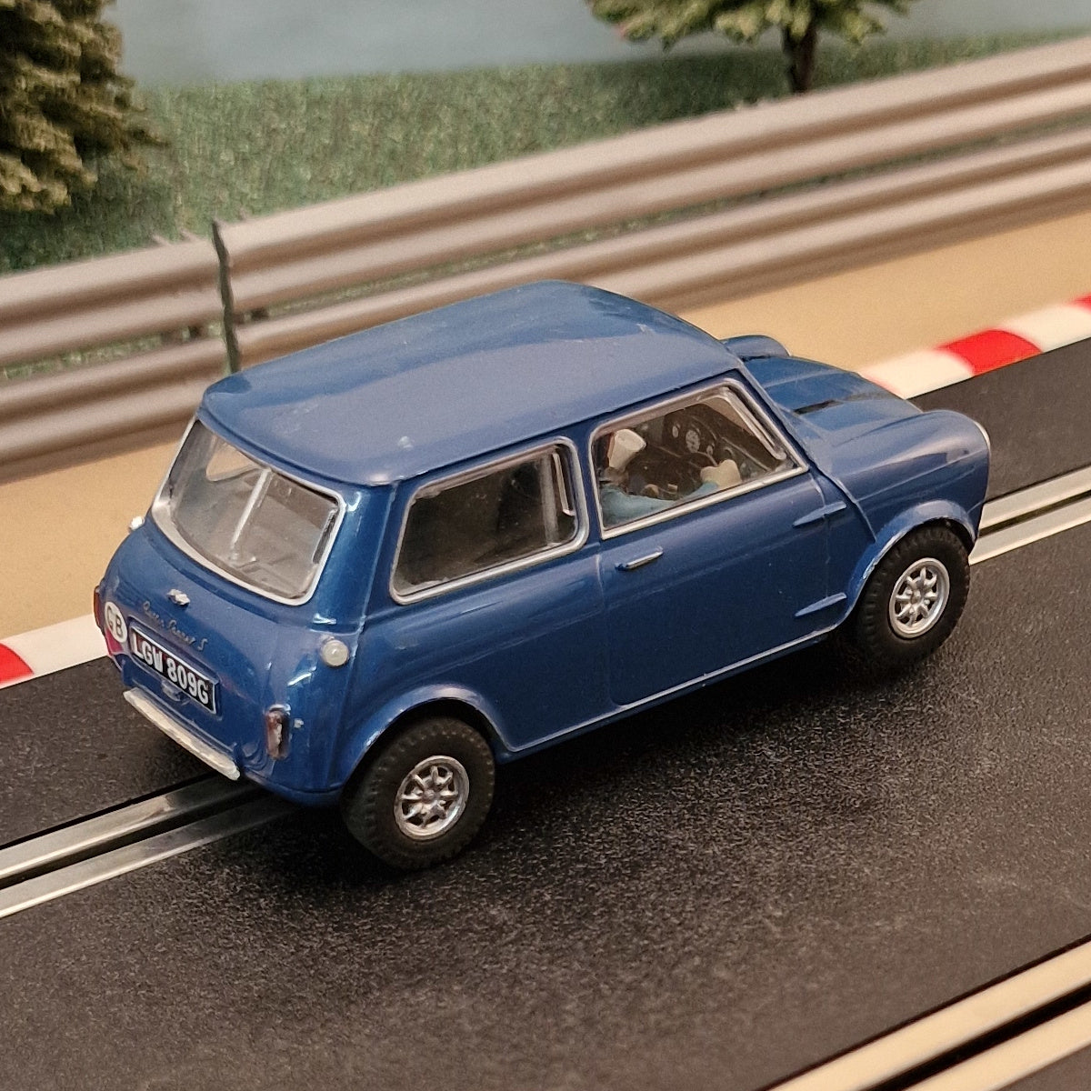 Scalextric 1:32 Car - C1280 Blue Austin Mini Cooper Italian Job *LIGHTS* #Q
