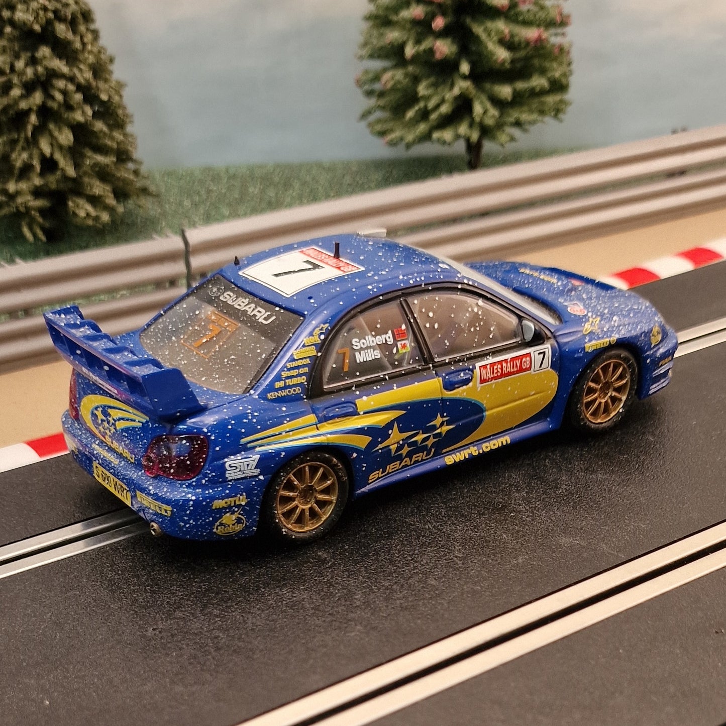 SCX 1:32 Car - 61490 Subaru Impreza WRC Solberg 4WD Snow #7 *LIGHTS*