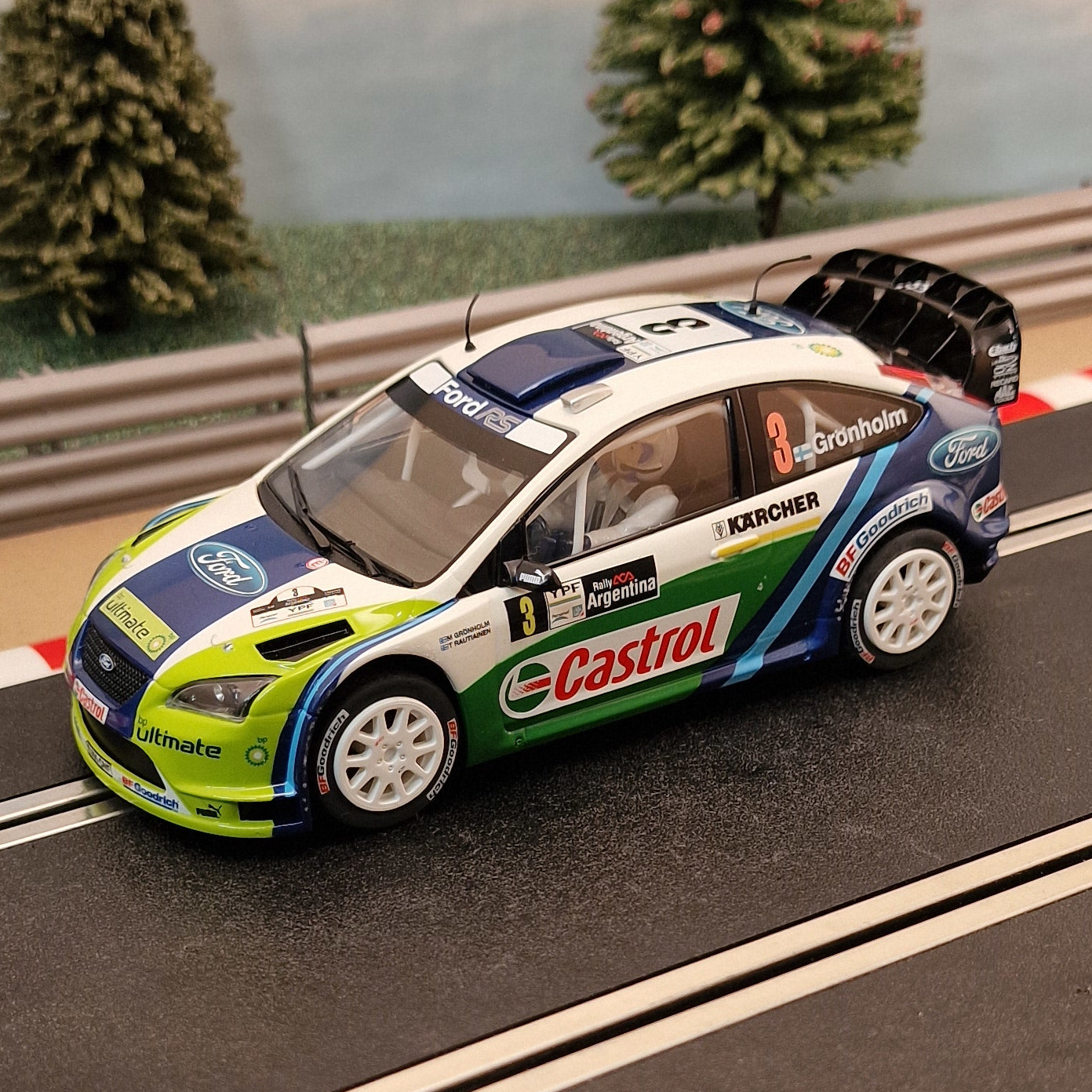 Coche Scalextric 1:32 - C2802 Ford Focus 4WD WRC 2006 #3 Gronholm *LUCES* #E