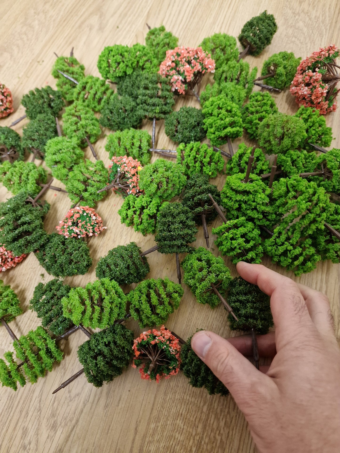 Scalextric / Model Railway 1:32 OO Gauge Trees - Action Slot Racing