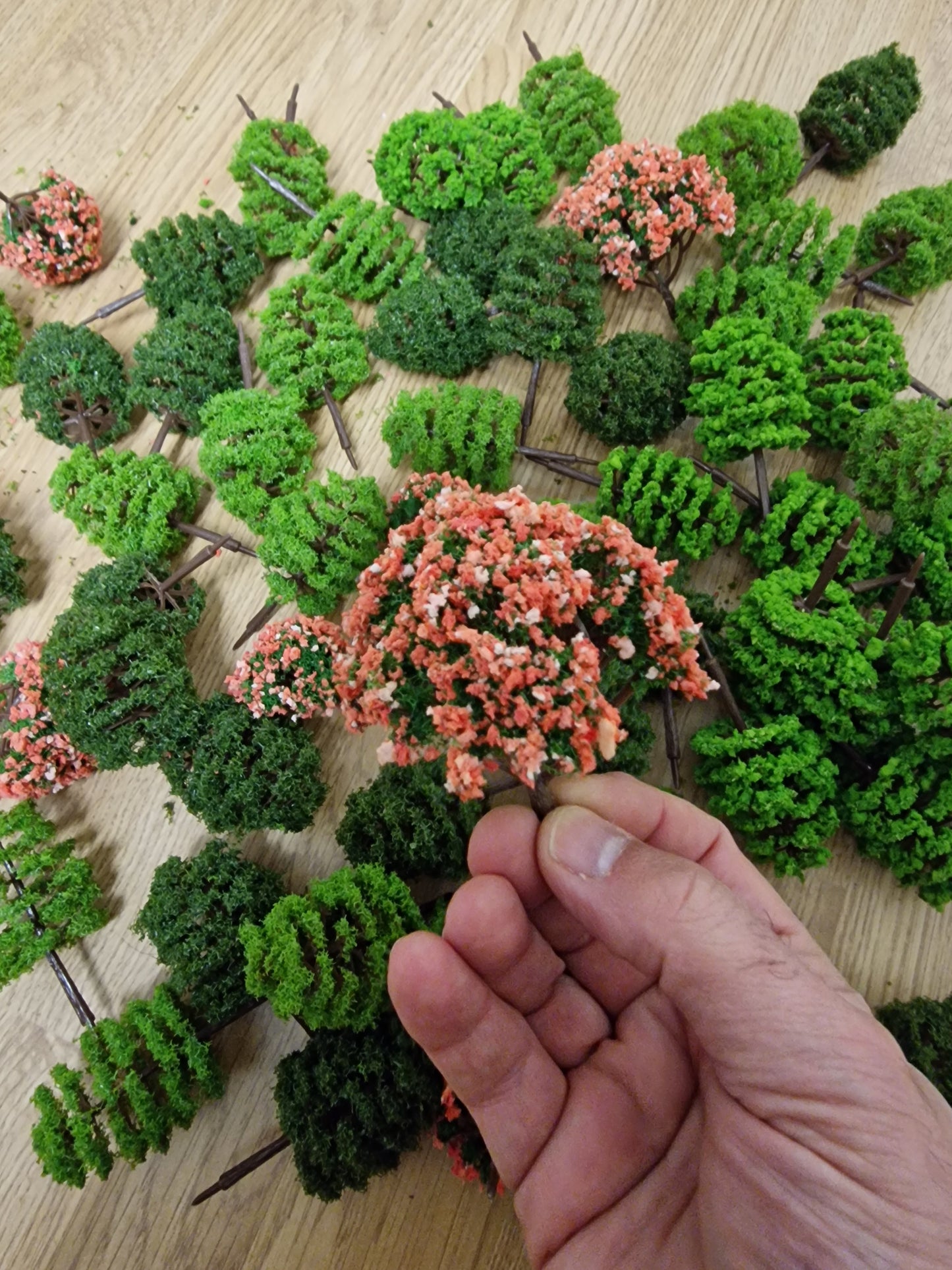 Scalextric / Model Railway 1:32 OO Gauge Trees - Action Slot Racing