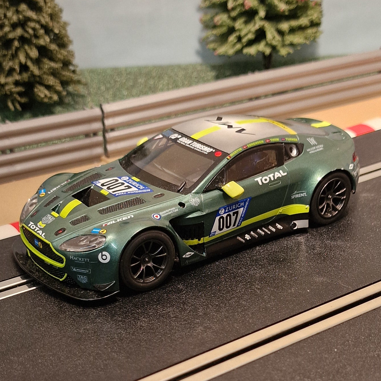 Coche Scalextric 1:32 - C4036 Aston Martin Vantage GT3 *LUCES* #007