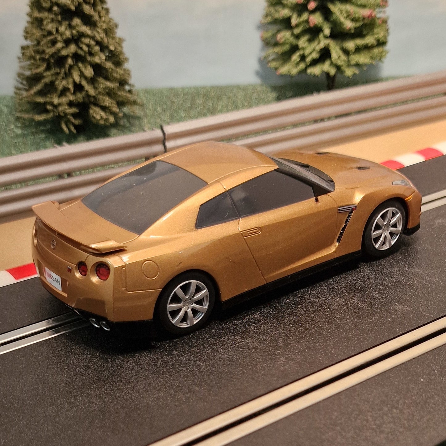 Coche Scalextric 1:32 - Bronce Nissan GT-R