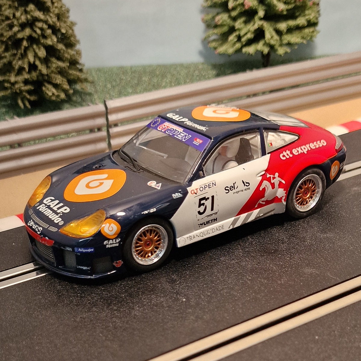 Scalextric Digital C2849D Porsche 911 GT3R Galp #51 *LIGHTS* #MSa 1