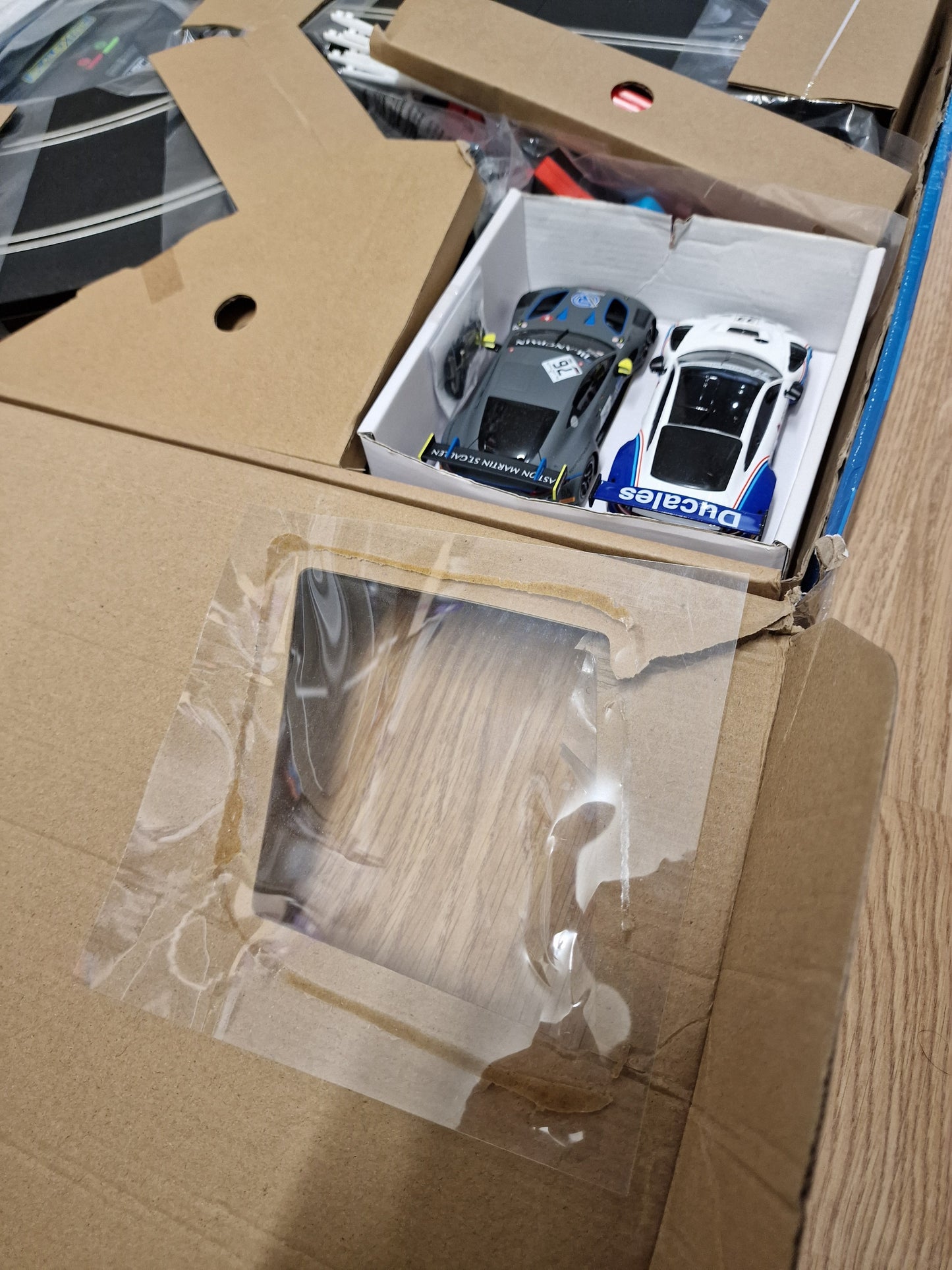 Scalextric ARC Air Track Set - C1434 Scalextric World GT NEW (Damaged Box)