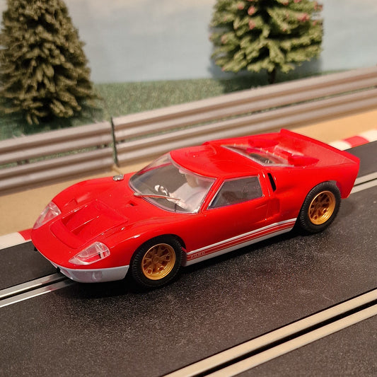 Scalextric 1:32 Car - C2424 Red Ford GT40 MKII Collector's Club 2003