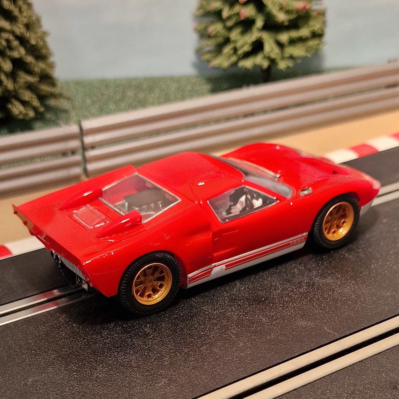 Scalextric 1:32 Car - C2424 Red Ford GT40 MKII Collector's Club 2003