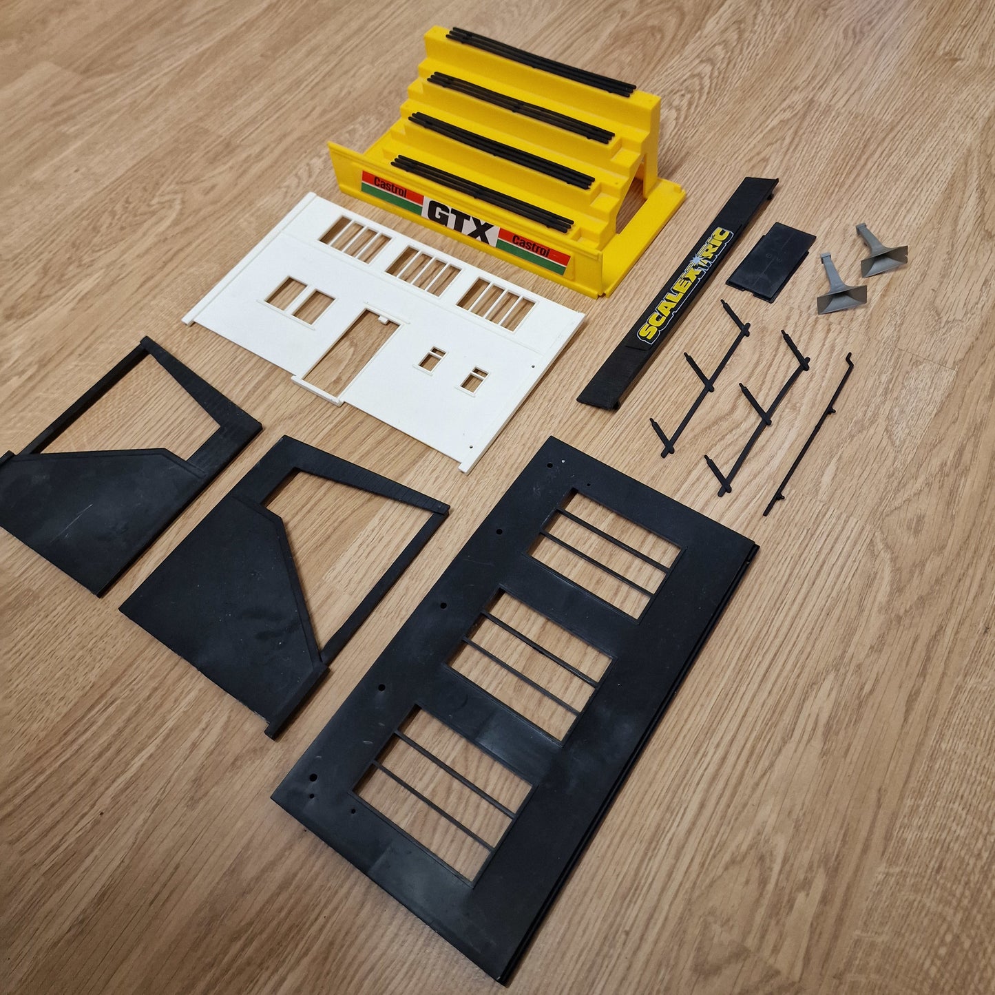 Scalextric 1:32 Building - C705 Grandstand - Spectator Stand #A