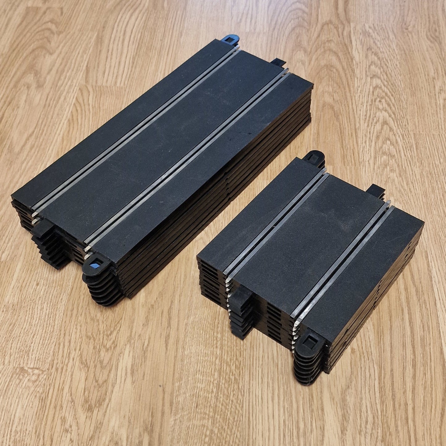 Scalextric Sport 1:32 Track - C8205 Straights x 8 & C8207 Half Straights x 8 #A