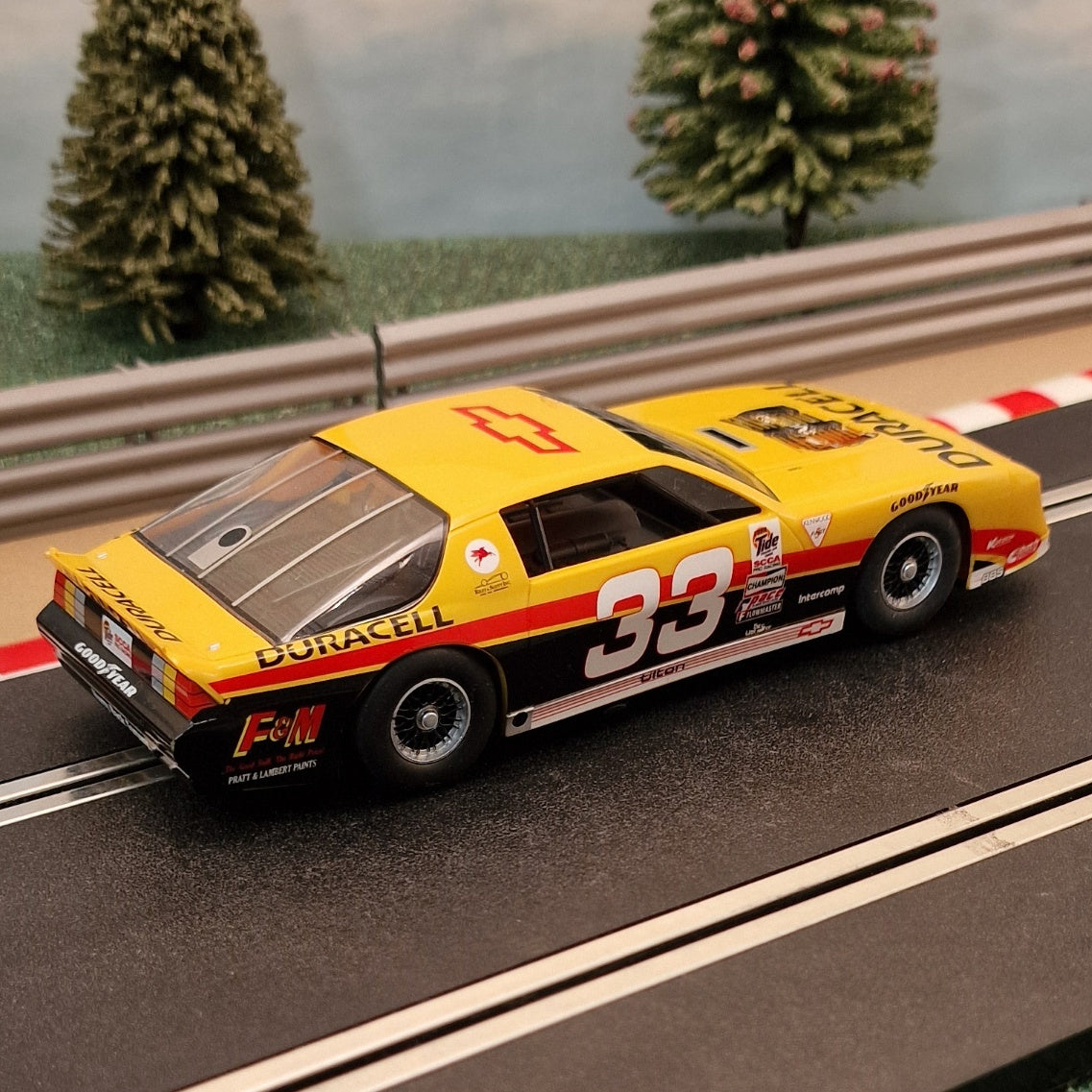 Scalextric 1:32 Car - C4220 Chevrolet Camaro IROC SCCA Trans-Am #33