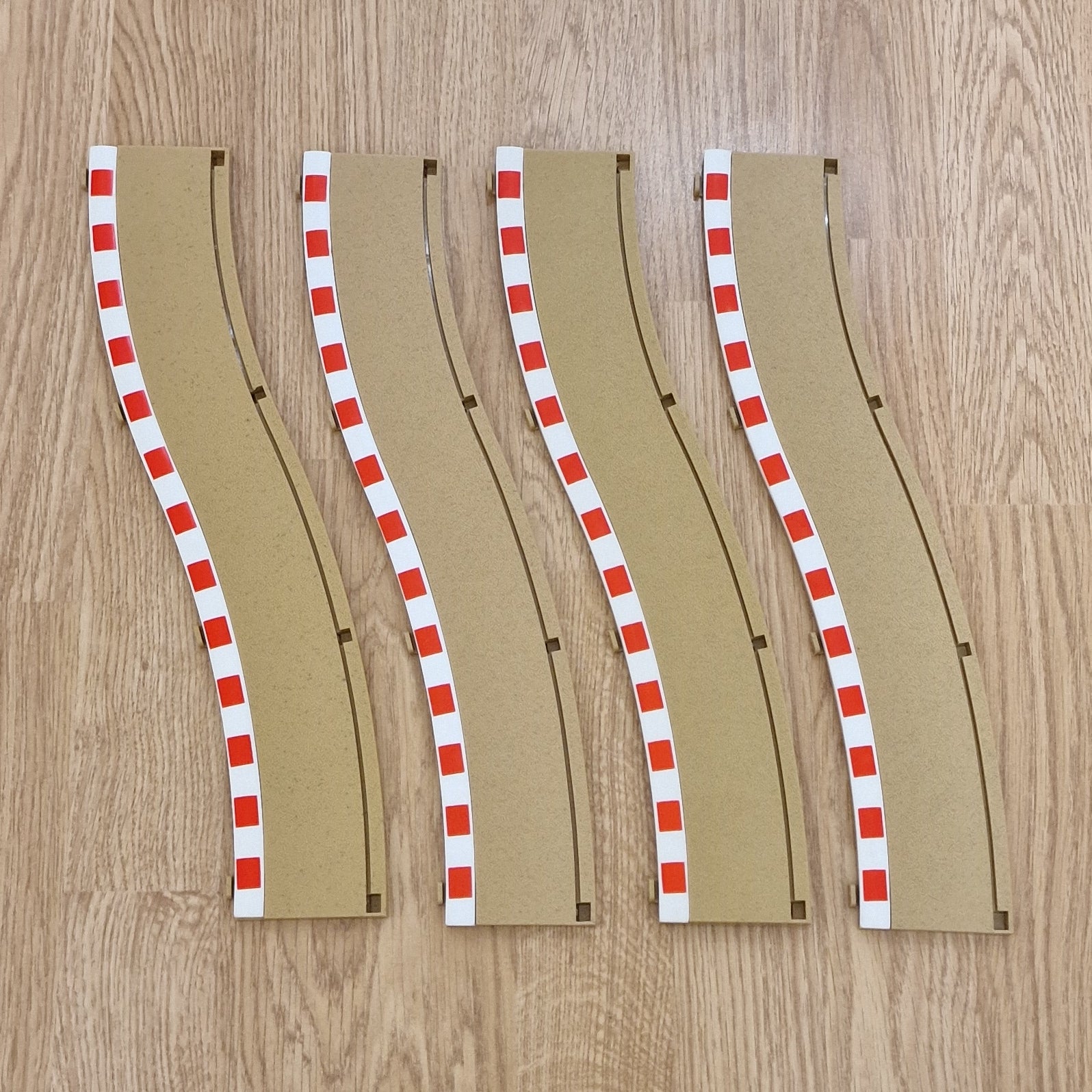 Scalextric 1:32 Track - Borders for Pit Lane 'BT' ML00152 x 4 Without ...