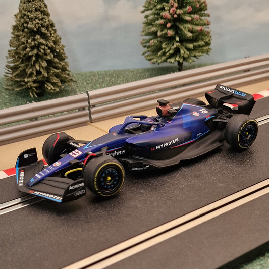 Scalextric 1:32 Pair Cars - F1 Williams FW45 Albon #23
