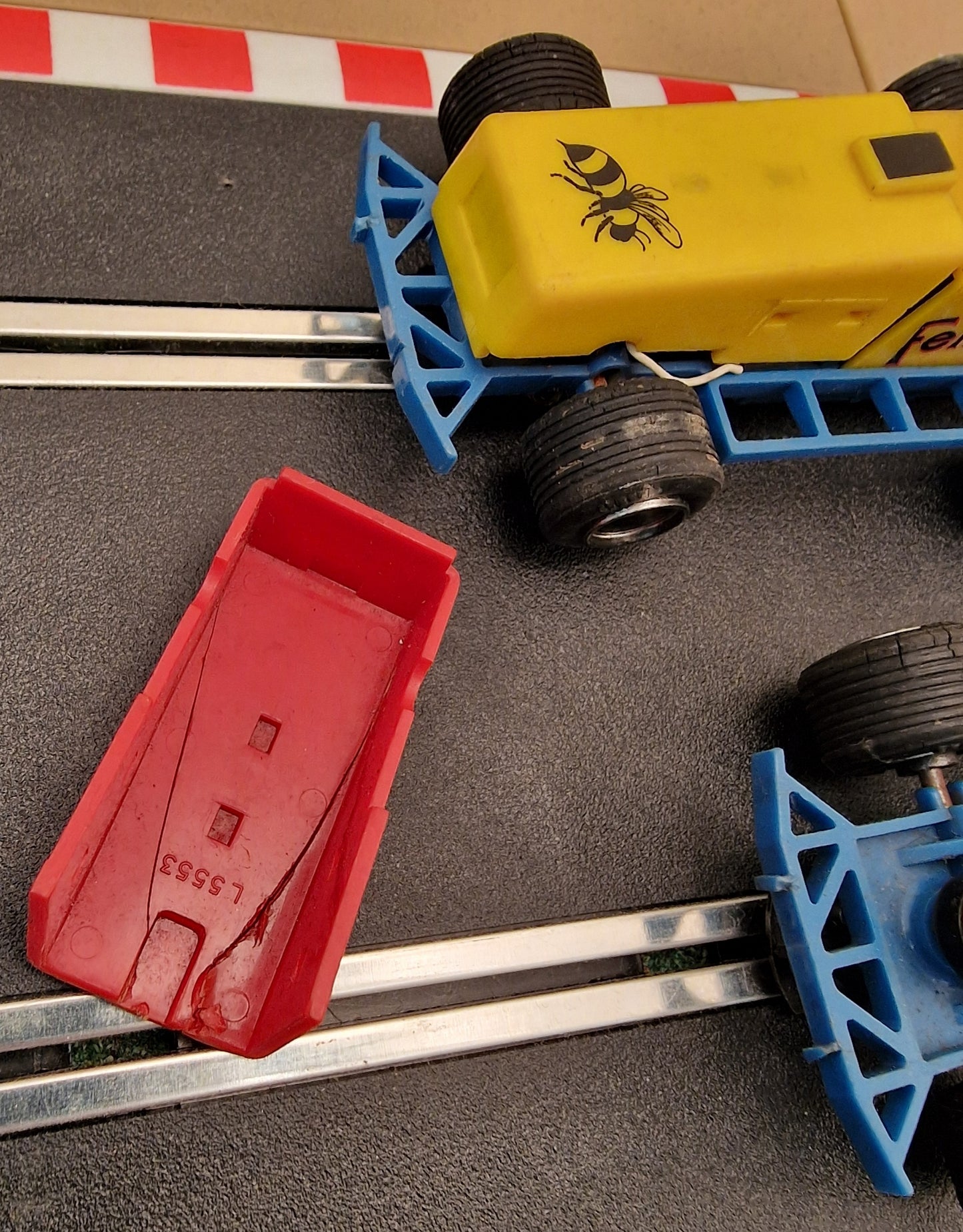 Scalextric Pair Of Stock Cars Superstox C285 & C286 Fender Bender Stick Shifter