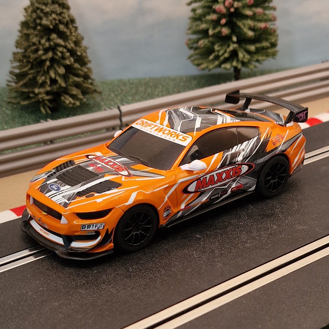 Scalextric ex C1421 Ford Mustang GT4 Orange Drift Car