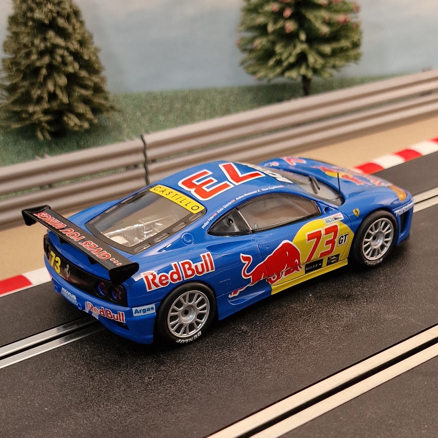 SCX 62940 Ferrari 360 GTC Red Bull #73 *LIGHTS*