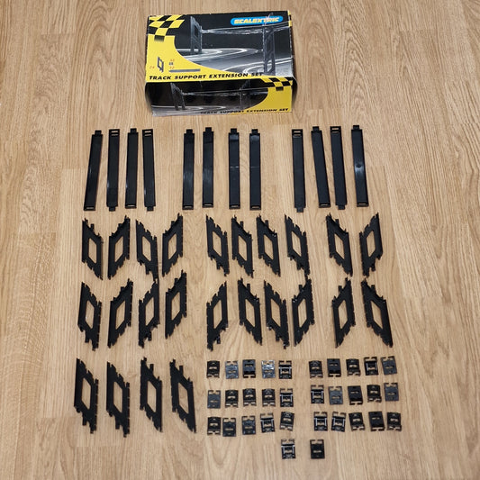 Scalextric C133 Track Support Extension Set Of Piers With Box