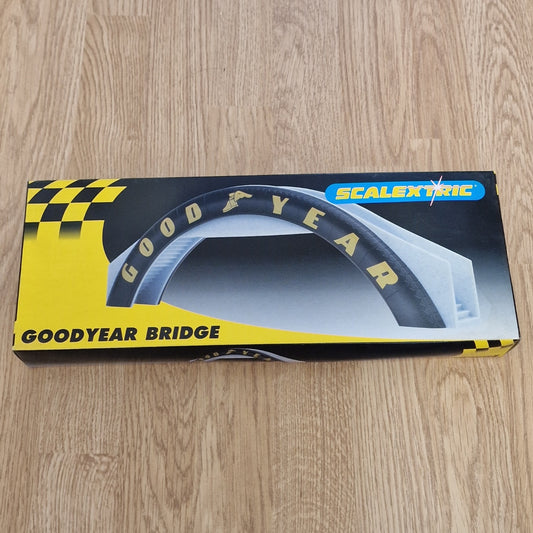 Scalextric C641 Goodyear Bridge BNIB