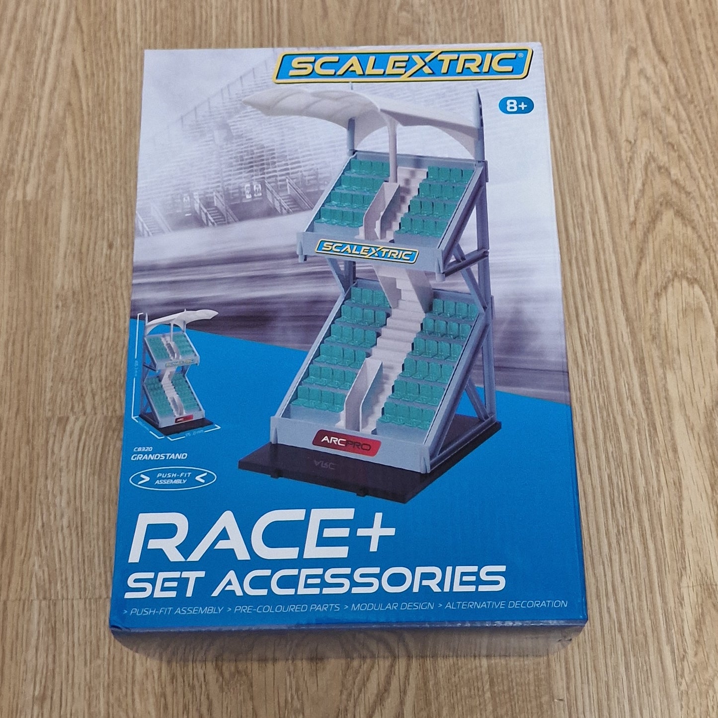 Scalextric C8320 Grandstand BNIB